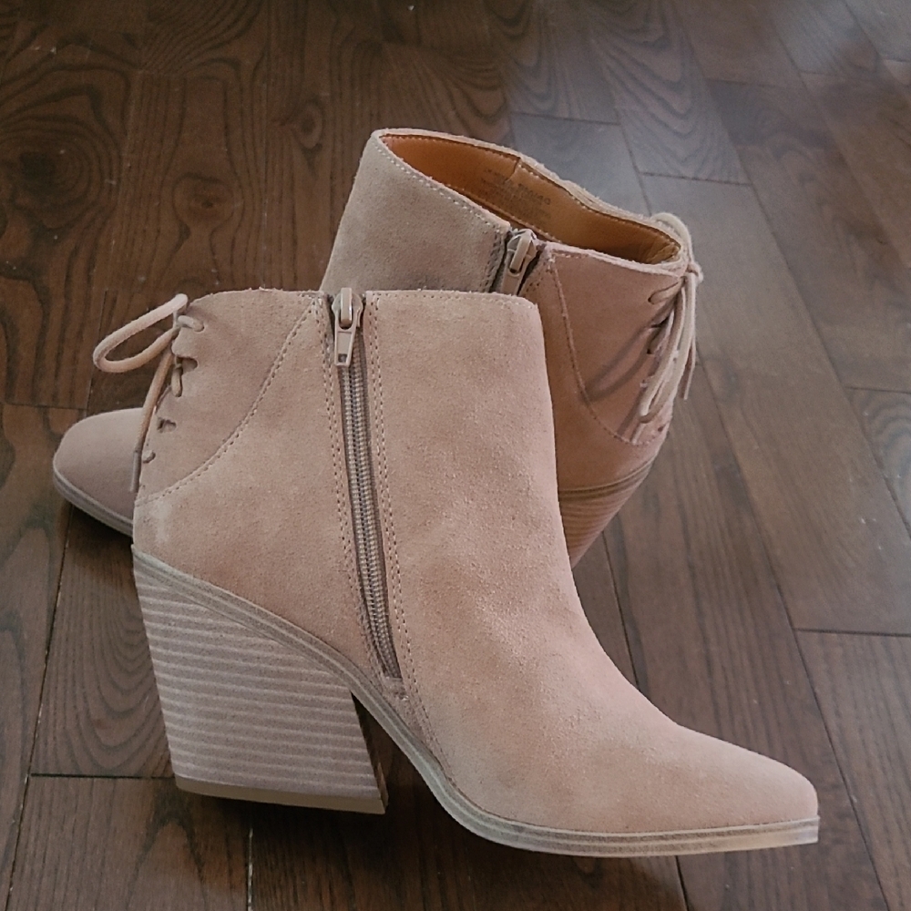 New Lucky Brand womens Mikasi Lace-up Bootie Ankle Boot Suede Size 9 - Picture 8 of 12